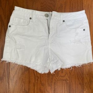 Aeropostale White High Waisted Shorts Size 6